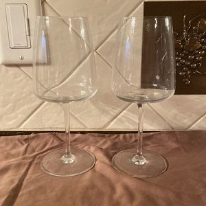 Set of 2 Bormioli Rocco Planeo  Wine Glasses